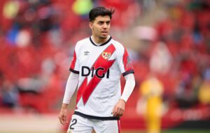 أخوماش يتألق ويصنع هدفًا ويوجّه رسالة لوهبي.