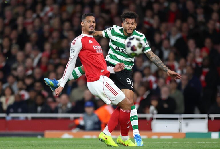 آرسنال يتعادل مع سبورتينغ ويتأهل لنصف نهائي الأبطال