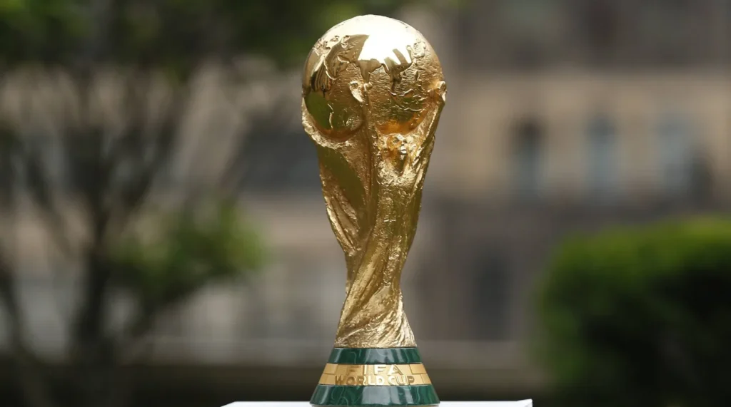 "فيفا" يدرس إقامة مونديال 2030 بمشاركة 64 منتخبًا