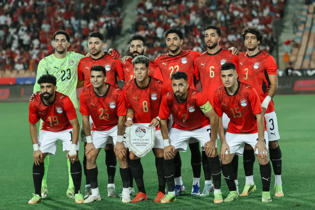 مصر تبقي على "دونجا" في قائمة كأس العالم بعد الجدل