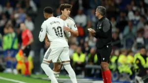 جماهير ريال مدريد تطلق صافرات استهجان ضد مبابي (فيديو)