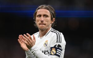 ريال مدريد يعرض على مودريتش منصبًا إداريًا محتملًا