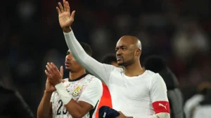 غانا تدرس استدعاء لاعبي الدوري المحلي للمونديال لدعم الأندية