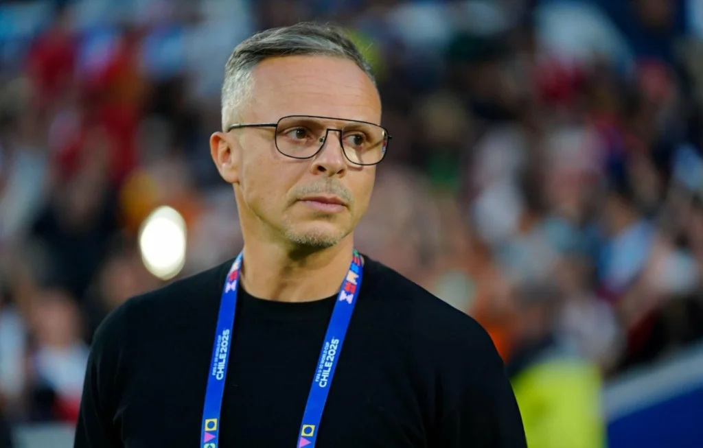 وهبي يتوجه لإنجلترا لمراقبة لاعبي المنتخب المحتملين