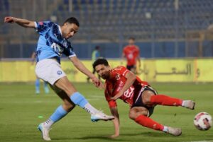 خلاف بين بيراميدز ومدربه بسبب محمد الشيبي