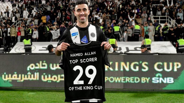 الشباب يستبعد حمد الله ويواجه النصر.. مستقبل اللاعب مهدد