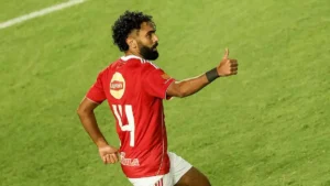 الشحات يرفض تجديد عقد الأهلي ويضع النادي في أزمة