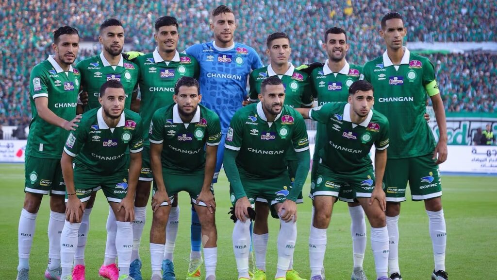 الرجاء الرياضي يعلن تشكيلته الرسمية لمواجهة المغرب الفاسي