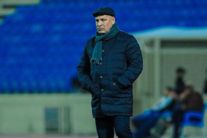 مدرب جزائري يتحدى الأردن والجمهور قبل مواجهة المونديال