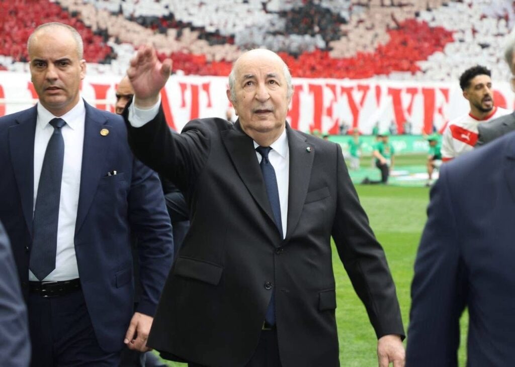 جماهير جزائرية تطلق هتافات ضد تبون في نهائي الكأس