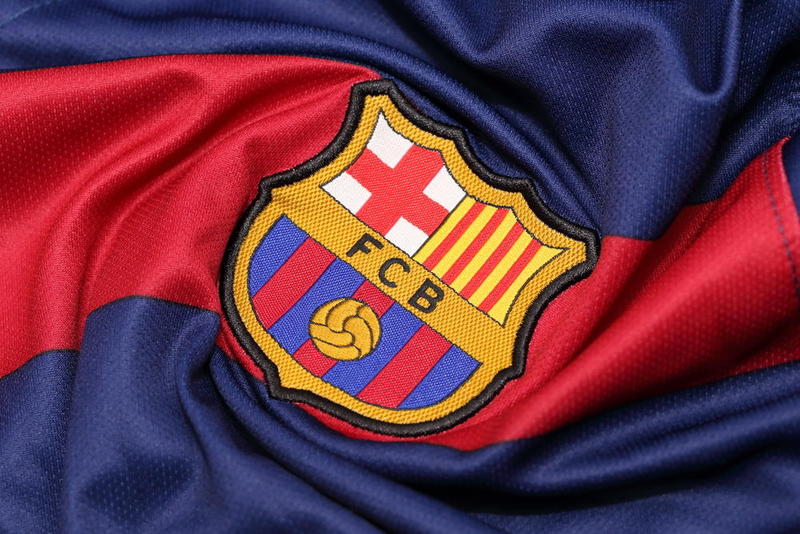 برشلونة يغلق أكاديمياته بالمغرب بقرار مفاجئ