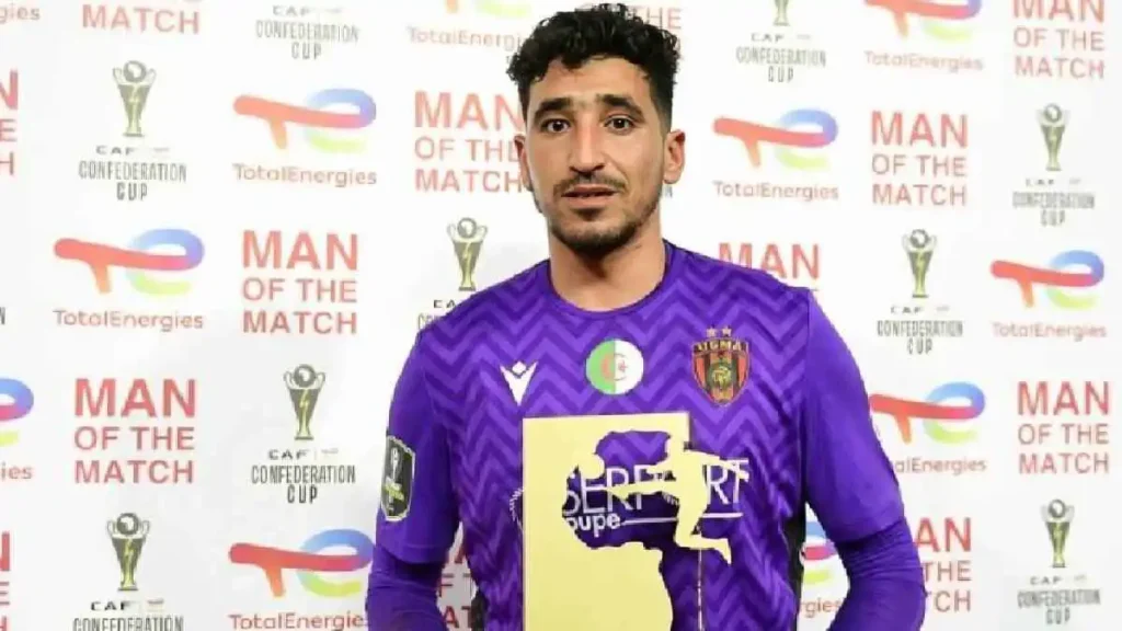 بن بوط يعلن عودته للمنتخب الجزائري و يكشف الأسباب