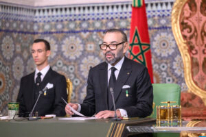 الملك يعزي أسرة الفاسي الفهري بوفاة الرئيس الأسبق.