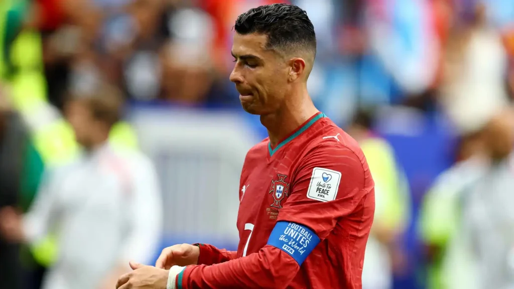 رئيس الاتحاد البرتغالي يتدخل لاحتواء خلاف رونالدو والمدرب جيسوس