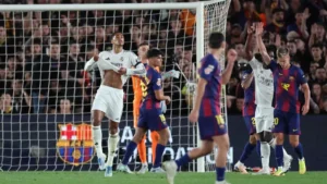 رابطة الدوري الإسباني تحدد موعد كلاسيكو برشلونة وريال مدريد في أكتوبر