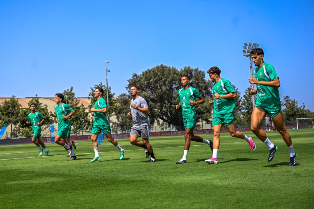 محمد وهبي يستدعي إلياس أخوماش لتعزيز صفوف المنتخب الوطني المغربي
