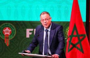 لقجع يؤكد سعي المغرب لاحتضان نهائي كأس العالم 2030 بملعب بنسليمان