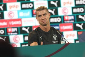 رئيس الاتحاد البرتغالي يسافر إلى كوبنهاغن لاحتواء أزمة كريستيانو رونالدو