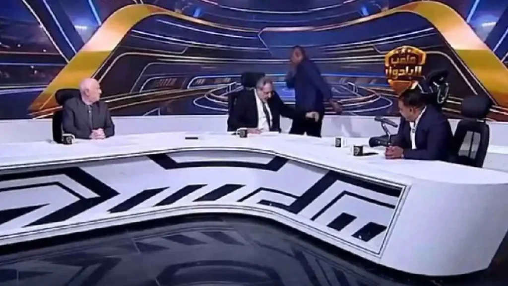 ربيع ياسين ينسحب من برنامج رياضي بعد مشادة مع أسامة حسن