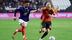 هدف أوليس القاتل يمنح فرنسا فوزاً ثميناً على بلجيكا بدوري الأمم