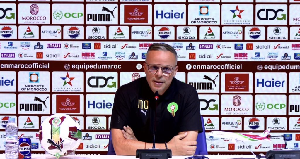 وهبي يوضح أسباب إشراك الزابيري أساسياً على حساب رحيمي أمام الغابون