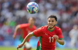 زكرياء الواحدي يثبت جاهزيته للمنتخب المغربي بعد أدائه أمام ليسوتو