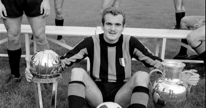 وفاة أسطورة إنتر ميلانو والمنتخب الإيطالي ساندرو ماتسولا عن 83 عاماً