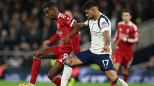 ليفربول يعلن غياب إيزاك وجاكبو عن مواجهة مانشستر سيتي المرتقبة