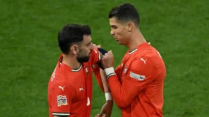 تين هاغ يتهم كريستيانو رونالدو بخذلان مانشستر يونايتد وفريقه التدريبي