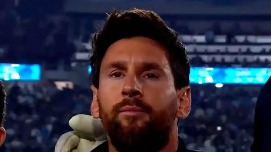 ميسي يودع المنتخب الأرجنتيني بالدموع خلال مواجهة بنين الودية