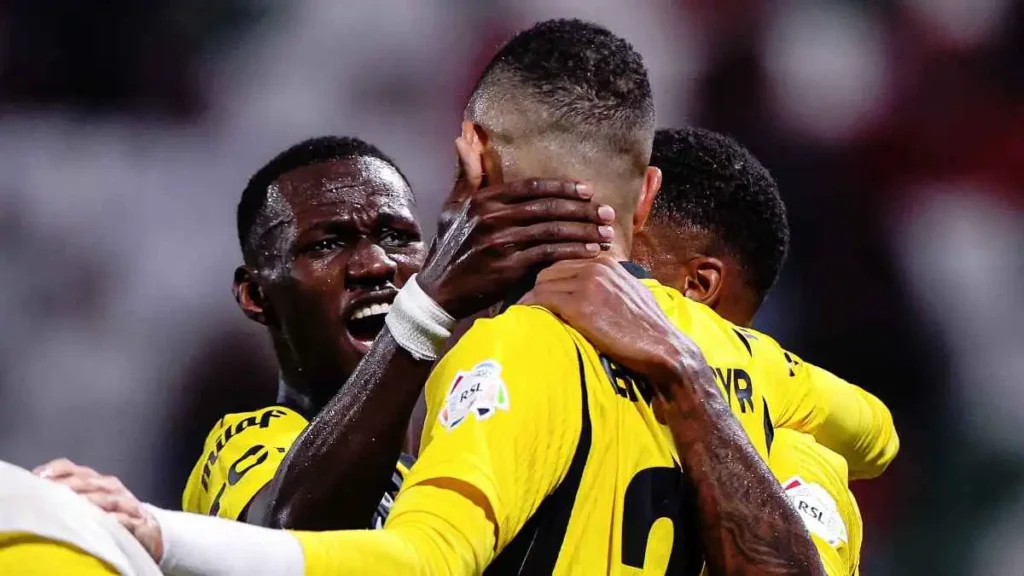 النصيري يسجل ثنائية ويقود الاتحاد لفوز عريض على الاتفاق