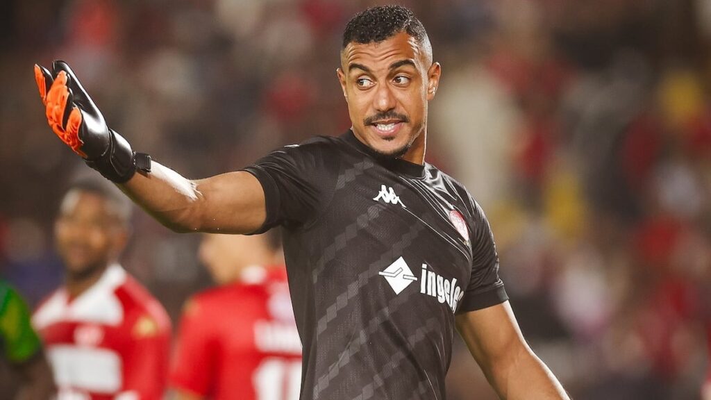 العصبة الاحترافية توقف المهدي بنعبيد ومروان أوهرو لمباراتين رسميتين