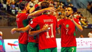الاتحاد الإفريقي يختار سفيان المسرار أفضل لاعب في مباراة المغرب وليبيا