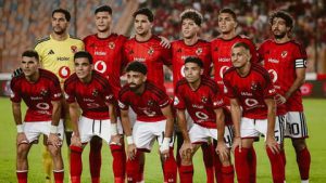 الخطيب يحذر لاعبي الأهلي ويُلوّح برحيل 4 لاعبين متراجعين المستوى