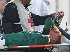 غياب عز الدين أوناحي عن الملاعب لمدة تصل لثلاثة أشهر