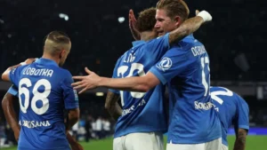 دي بروين يقود نابولي لفوز بثلاثية على فروسينوني بالدوري الإيطالي