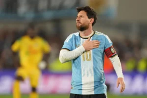 ميسي يتفوق على رونالدو في مؤشرات البحث العالمية خلال الساعات الأخيرة