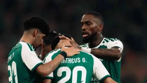 الأهلي السعودي يهزم الغرافة القطري بهدفين لهدف في دوري أبطال آسيا