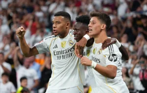الاتحاد الإسباني يوقف فينيسيوس جونيور 4 مباريات رسمية مع ريال مدريد