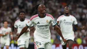 ديوماندي يقود ريال مدريد للفوز على فياريال في الدوري الإسباني