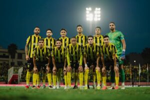 المغرب الفاسي يتعادل مع أسيك ميموزا ويؤجل الحسم للإياب