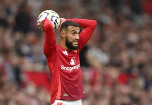 غياب نصير المزراوي وزكرياء الواحدي عن الملاعب بسبب الإصابة والمرض