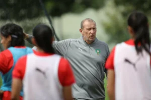 المنتخب المغربي النسوي يستهل معسكره الإعدادي بقيادة المدرب إيريك بلاهيك